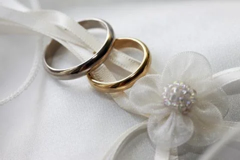 Wedding rings Stock Photos