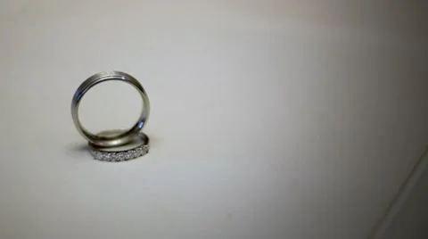 Wedding Rings Rack Focus Stock-Footage 8766554