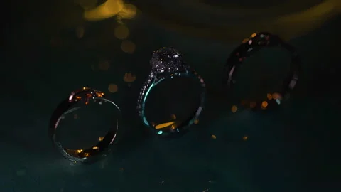Wedding rings in the rings box. Stock Footage 156333685