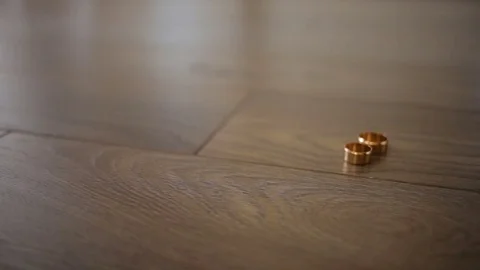 Wedding rings shine in the light Stock Footage 85191902