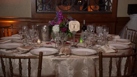Wedding. Served table in a restaurant for dinner, lunch or celebration Stock-Footage 172379006