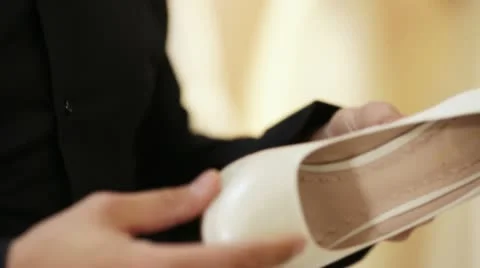 Wedding shoes 動画素材 21436827