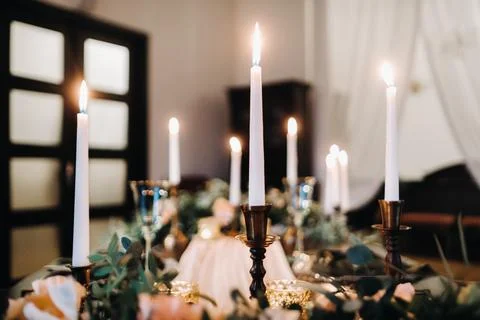 Wedding table decoration with flowers on the table in the castle, table decor Fotos Stock