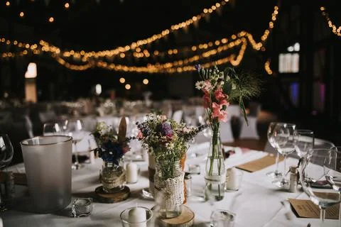 A wedding table at a restaurant in the evening Foto stock