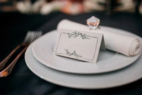 Wedding table setting. glasses in reflection on the table 스톡 사진