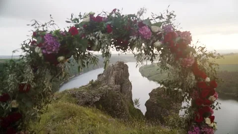 Wedding for two in the mountains, overlooking the rocks of the Dnister canyon Video stock 233712863