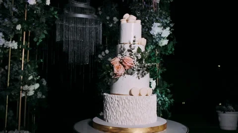 Wedding wedding cake multi-tiered in the evening Stock Footage 274452769