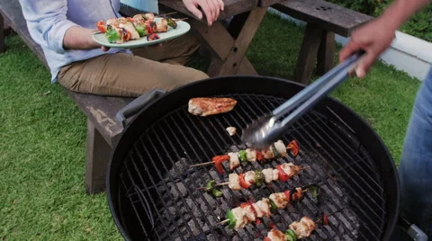 Weekend barbeque party Video stock 58282480