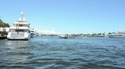 Weekend boating in South Florida Stock Footage 11102376