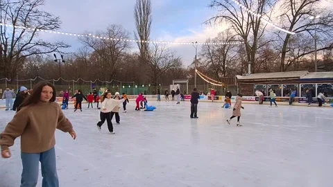 Weekend entertainment: ice skating. Stock Footage 299660528