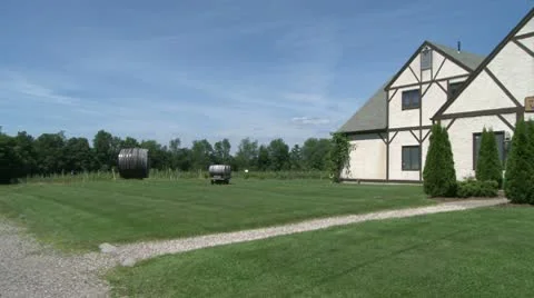 Welcome center at local vineyard. Stock Footage 8981670