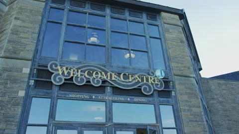 Welcome centre in Niagara Falls Vídeo Stock 218265845