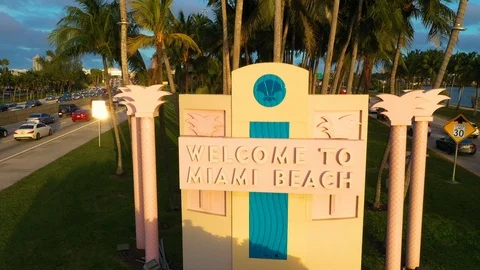 WelcometoMiamiBch Stock Footage 124572501