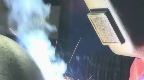 Welder in action. Stockbeeldmateriaal 10713060