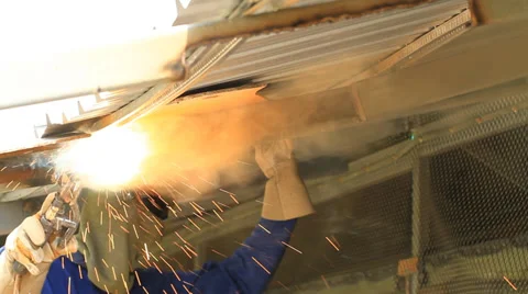 Welder Stock Footage 32669376