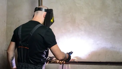 Welder Video stock 95317121