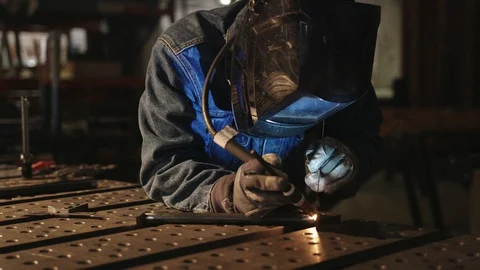 Welder Stock Footage 128773490
