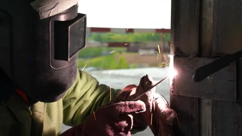 Welder 스톡 동영상 243198701