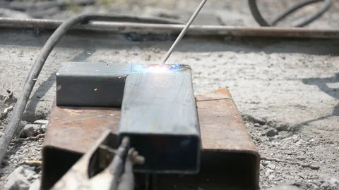 Welder metal pipe Stock Footage 83787361