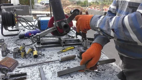 The welder processes the product after welding. Video stock 116142831