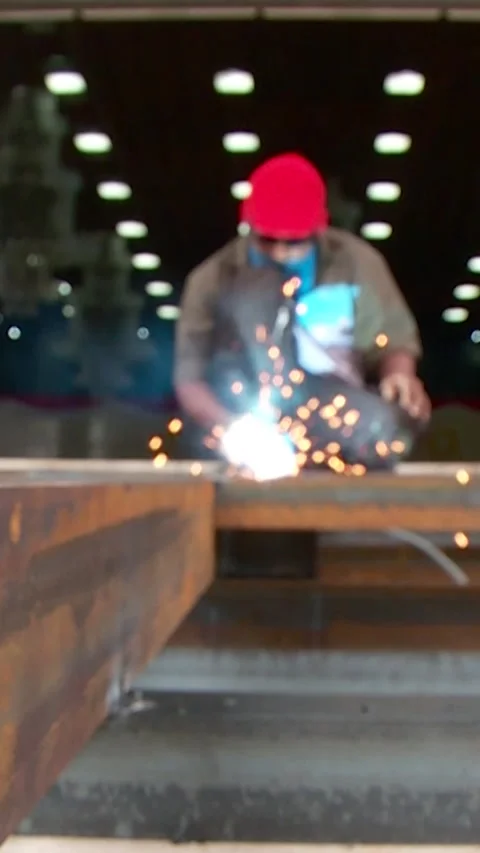 Welder at site doing welding activities. Video stock 286292963