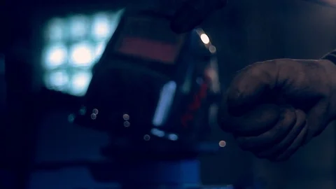 Welder torch. Start of work, warming up of the welding machine Vídeos de archivo 98051078