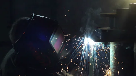 Welder at work 2 Stock Footage 39307631