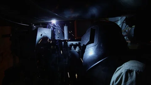 Welder in work - close 動画素材 123780231