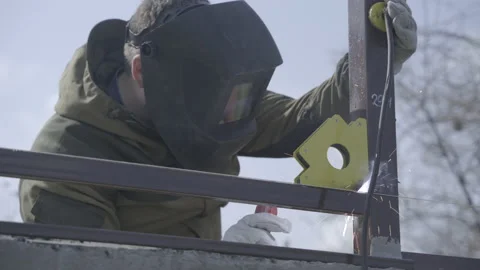 Welder work  Stock Footage 141583044