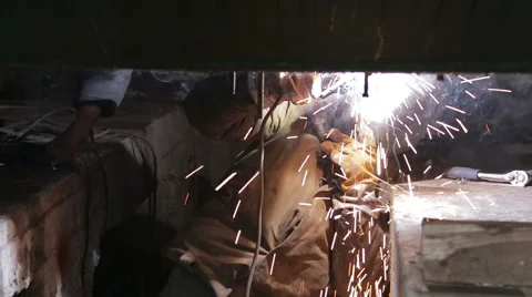 Welder at work. repairing machine 스톡 동영상 45242904