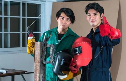 The welder is working 스톡 사진