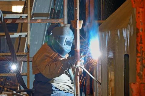 A welder working at shipyard Foto stock