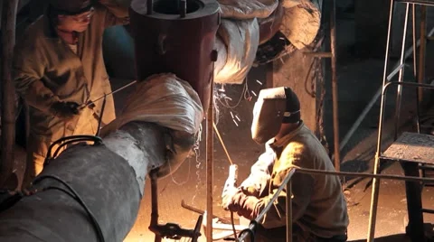 Welders working Stock Footage 8670306