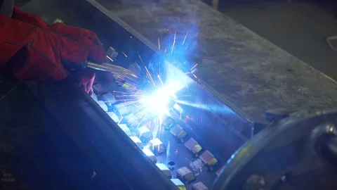 Welding, dioxide is released during operation, smoke, high-temperature arc Stock Footage 120066360