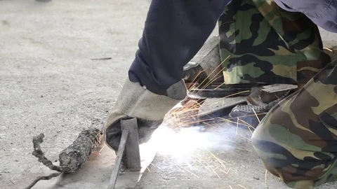 Welding iron Stock-Footage 77749124