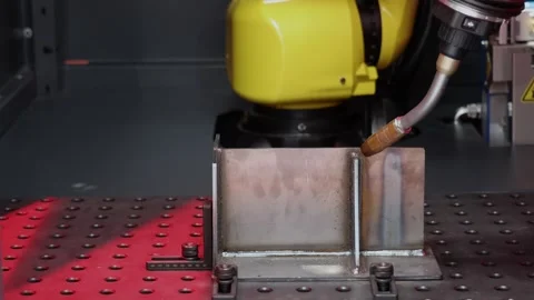 Welding Robot Close up 库存影片 321534950