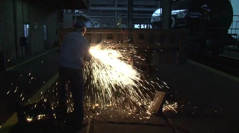 Welding, sparcs, worker Vidéo 33702260