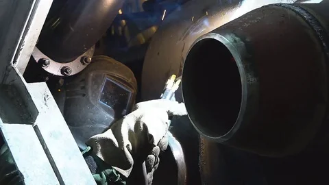 Welding steel structure 動画素材 83801312