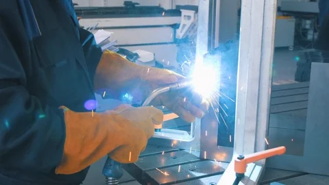 Welding work, shot close-up Vídeos de archivo 107934962