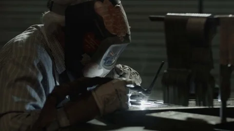 Welding in Workshop Side Angle Stockbeeldmateriaal 73716748