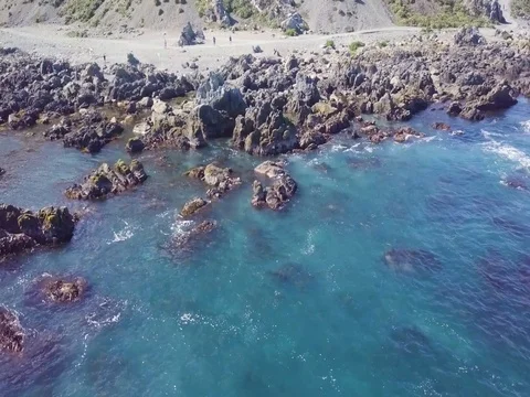 Wellington Red Rocks Coast, Waves Breaking Over Rocks, Aerial 스톡 동영상 80935630