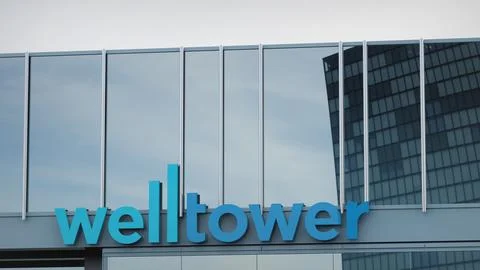 Welltower Stock data presented on the logo of the office facade editorial Stock-Fotos