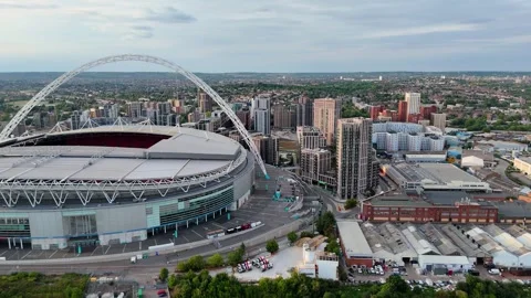 Wembley Stadium - Pan (Left to Right) Back View 스톡 동영상 315459179