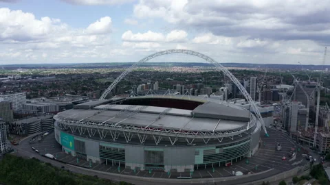 Wembley Stadium Pull Back Video stock 139447781