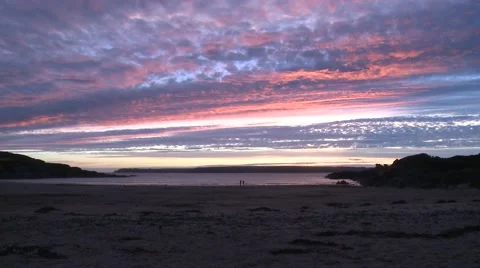 West Angle Bay, Dramatic Sunset 動画素材 67533726