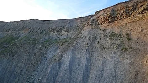 West Bay Cliffs hi pan 스톡 동영상 79305421