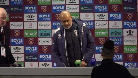 West Ham United 1-1 Manchester United: Nuno Espirito Santo press conference Video stock 328614088