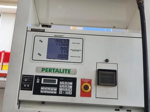 West Java, Indonesia in September 2022. A machine selling fuel oil owned by P Stock-Fotos