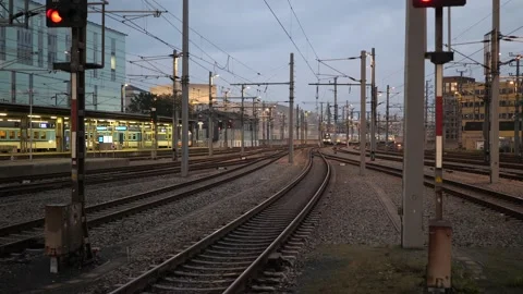 Westbahn train arriving at Linz main station Stockbeeldmateriaal 219255989