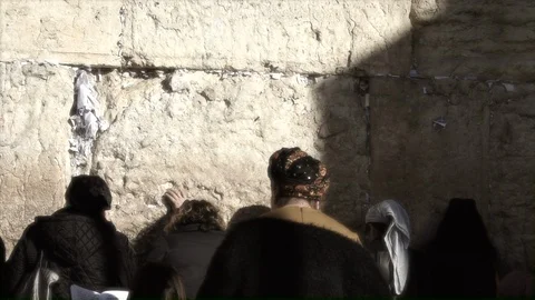 Western Wall, jewish women Stock Footage